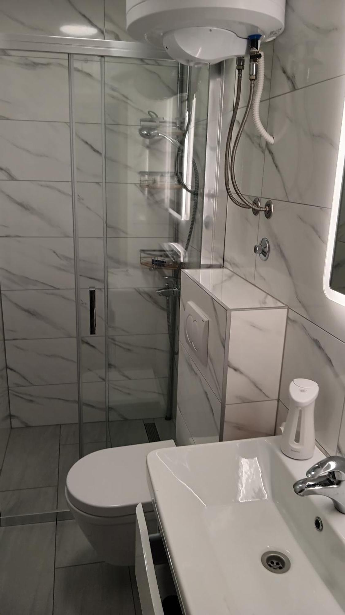 Artneo Apartmani Novalja Ngoại thất bức ảnh